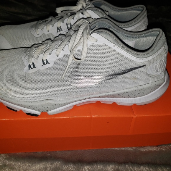 Nike Shoes - White size 9.5 ladies Nike Flex Supreme in white